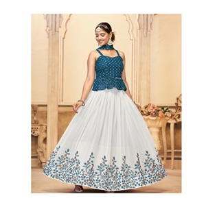עיצוב מערבי חדש סוגים מערביים lehenga <span class=keywords><strong>choli</strong></span> עבור מסיבת חתונה, אירוע מיוחד במחיר סביר