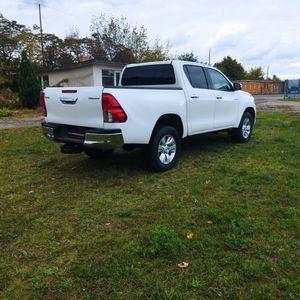 2017 עבור toyota hilux כפול מונית נוחות מונית דגם דיזל r16 הילוכים ידנית שמאל היגוי יארד פנים עור כהה awd דרי
