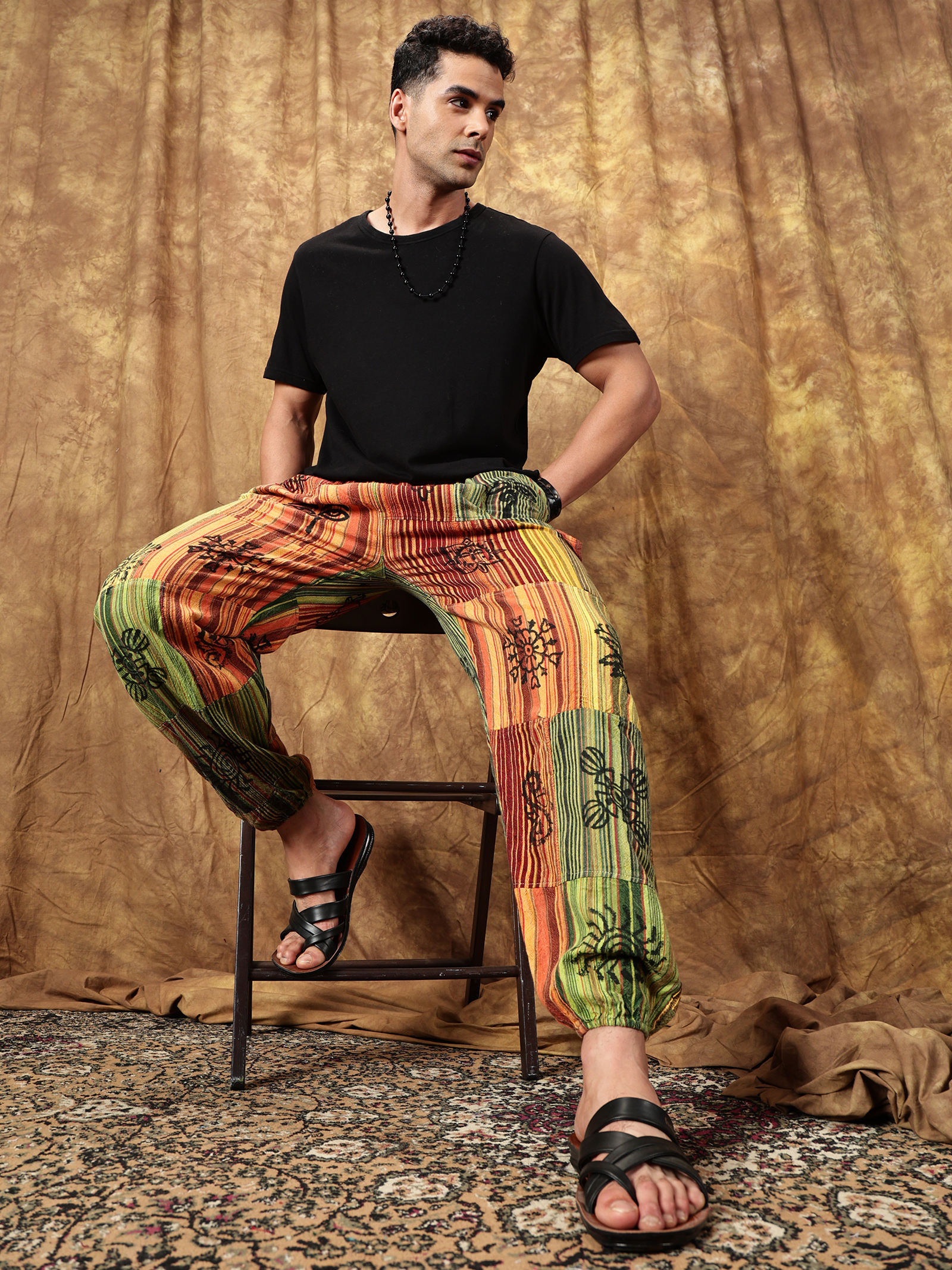 สีเหลือง