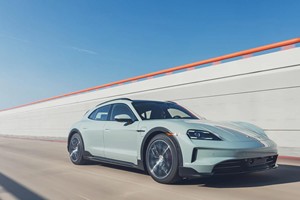 Porschee taycan Turbo ~ 3000ไมล์670-HP dual-Motor AWD แพคเกจพรีเมี่ยมและประสิทธิภาพ - Product Image 4