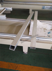 Çekirdek Motor ve PLC bileşenleri içeren UPVC CNC pencereler ve kapılar işleme için çift kafa gönye alüminyum kesici testere makinesi - Product Image 5