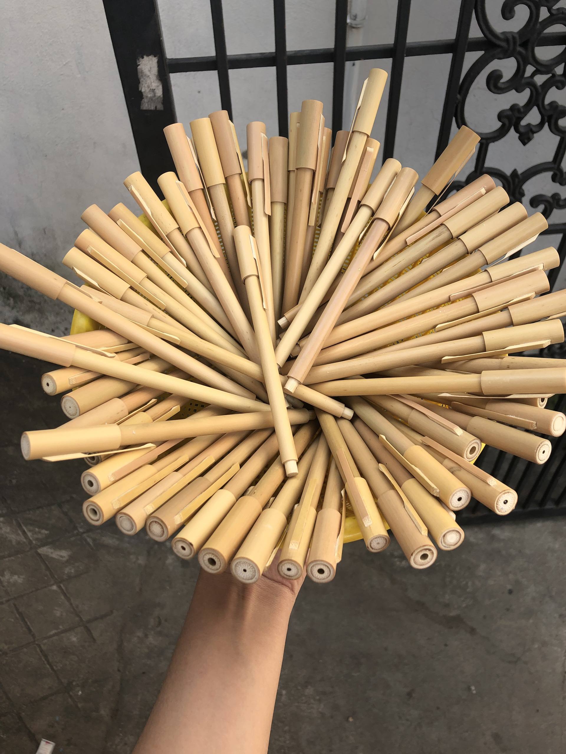 สีไม้ไผ่ธรรมชาติ