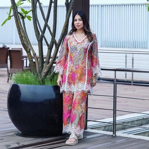 Yeni tasarımcı parti giyim ağır GEORGETTE dijital baskı üst pantolon kordon seti trend stil güzel renk kombinasyonu gündelik giyim - Product Image 2