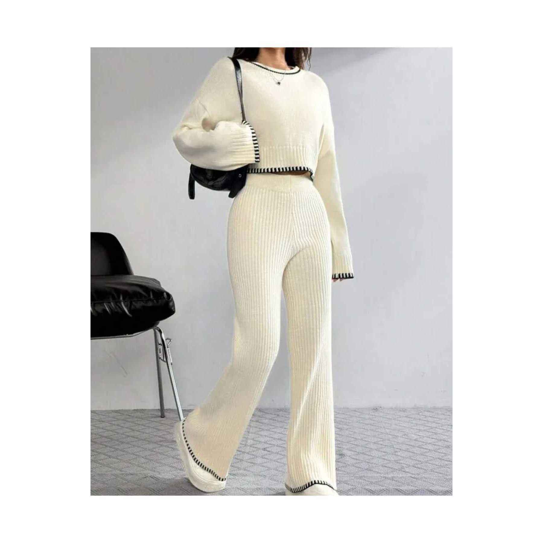 สีน้ำตาลอ่อน