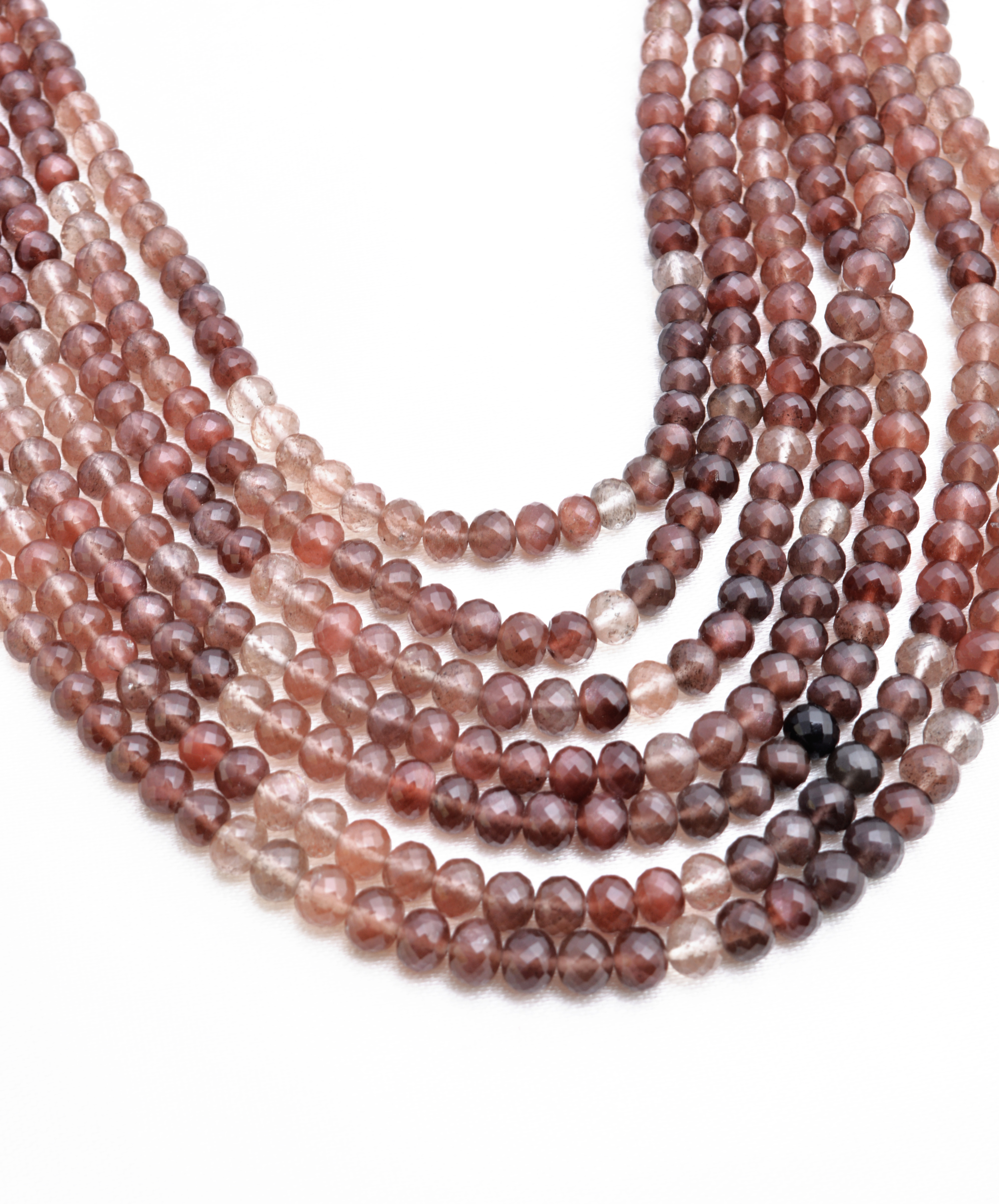 สีน้ำตาล