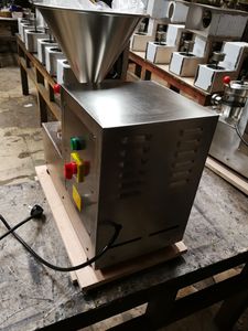 50-700kg/h Automatic Peanut <strong>Cocoa</strong> <strong>Butter</strong> Grinder Extractor <strong>Machine</strong> HJ-MJS-60 - Product Image 4