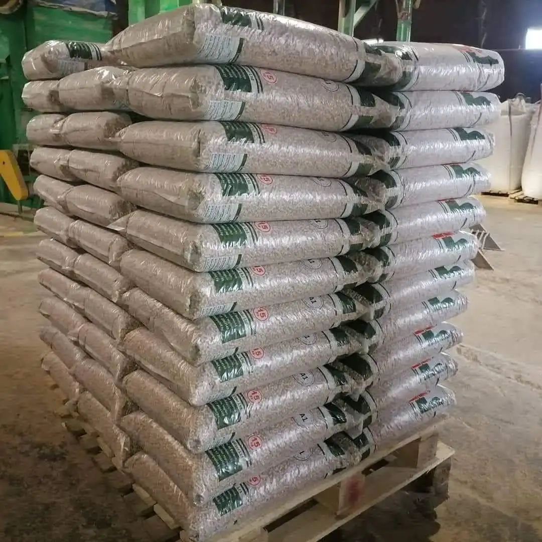 Biomassa europea pino 6mm dimensione del pellet di legno/pellet-pellet di legno-pellet biomassa combustibile da polonia nessuna revisione