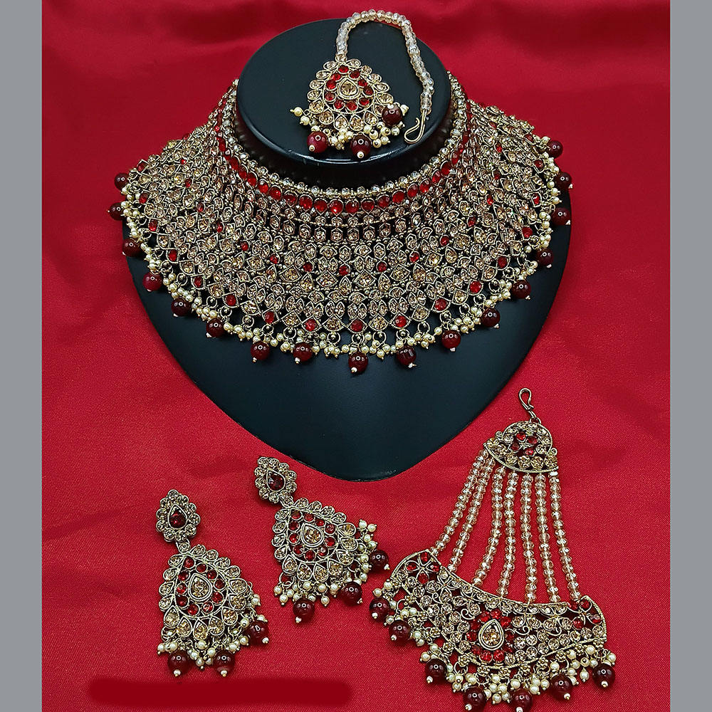 สีน้ำตาลแดง