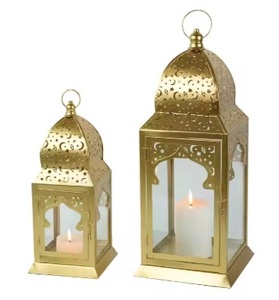 Zarif dekor için büyüleyici sanatsal delikler ve geleneksel işçilik ile şık metal fas fener - Product Image 5