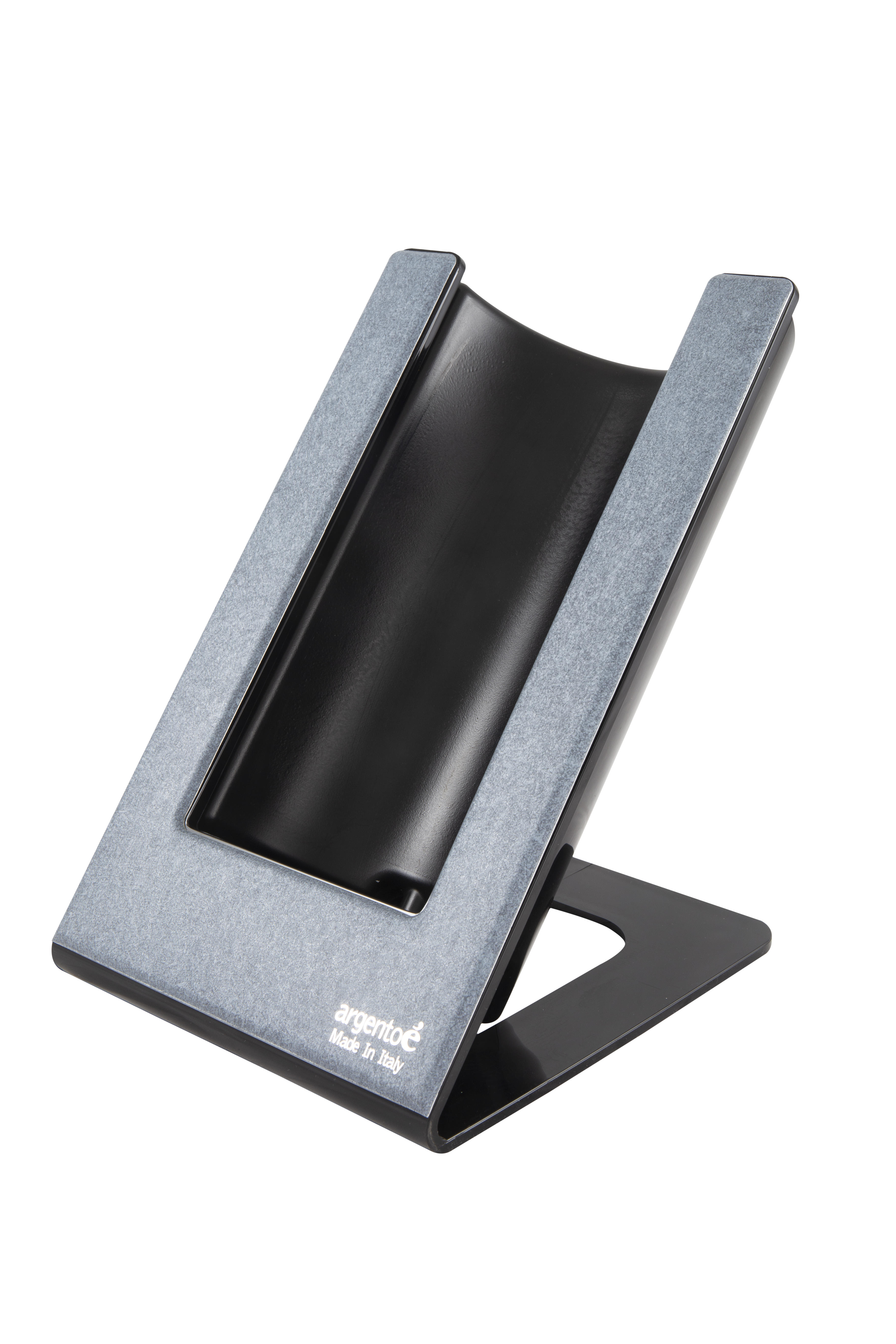 ตุ๊กตาสีเทา