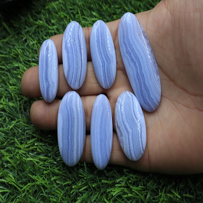 สีฟ้า