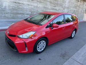 2015 toyota prius v ארבעה fwd אוטומטי הילוך אור פנים עור פנים r18 צמיג גודל סגסוגת אלומיניום מגג טנדר