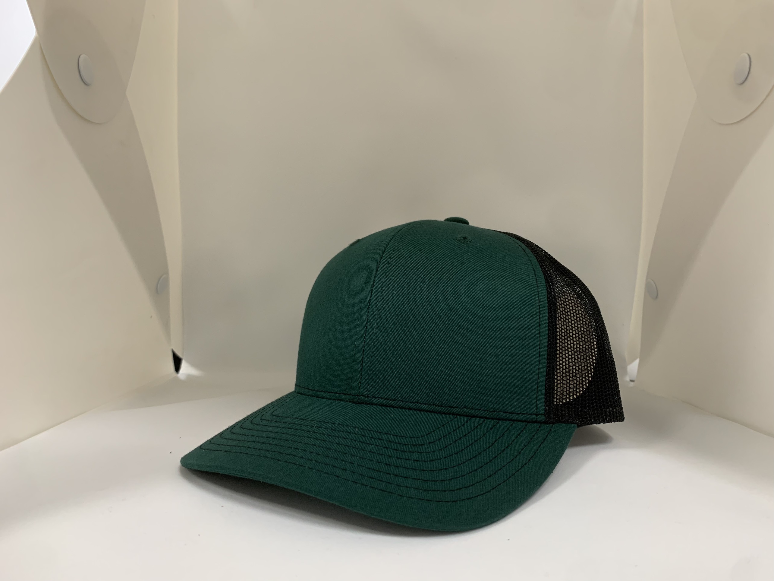 เขียว/ดำ