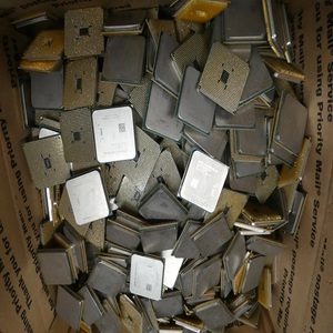 Chatarra de procesador de cerámica para extraer oro de los componentes de la computadora Compre hoy para un procesamiento rápido - Product Image 3