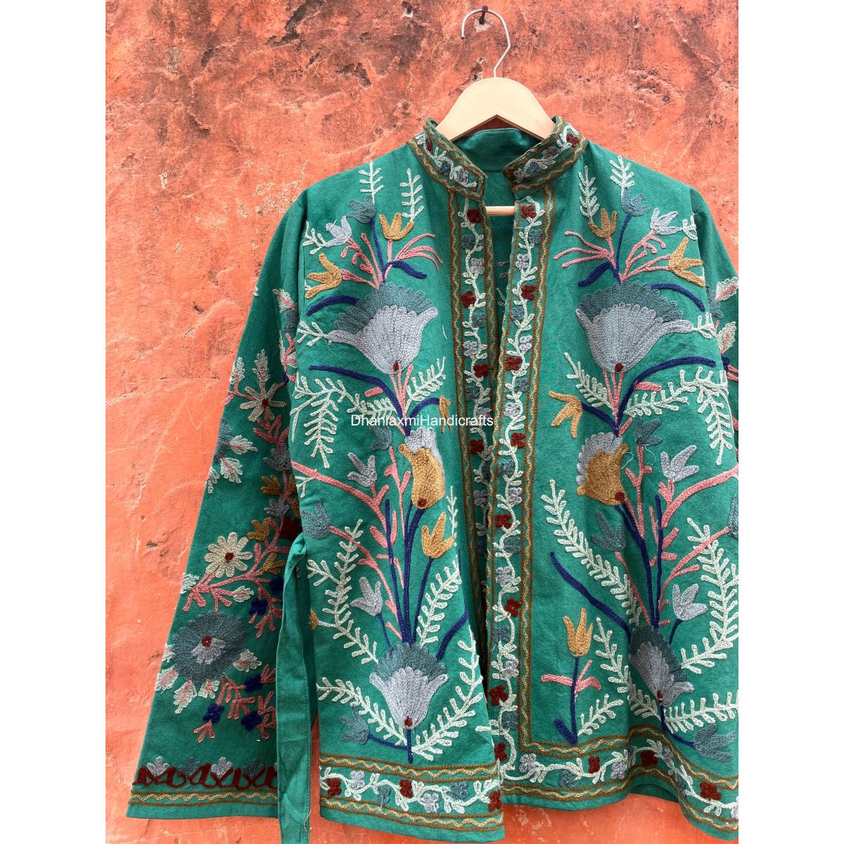 สีเขียว