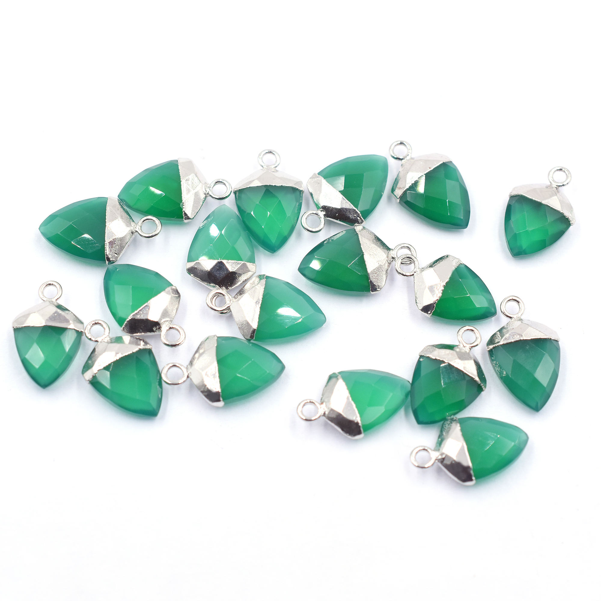 สีเขียว