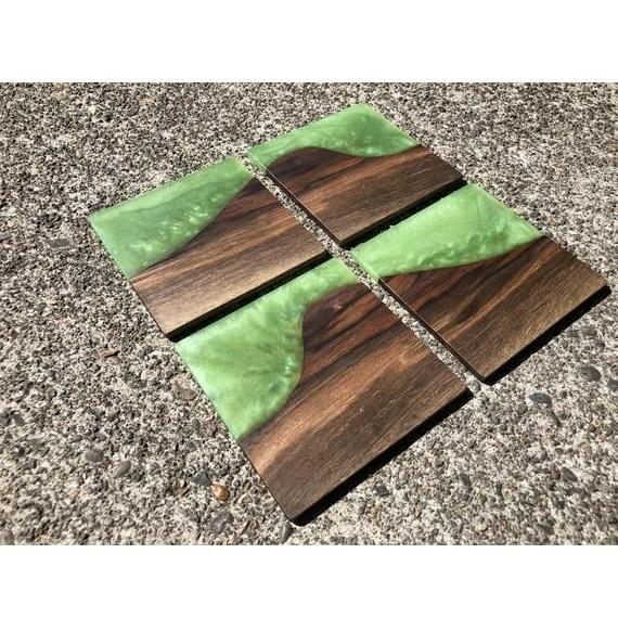 สีน้ำตาล