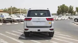 Toyota Landcruiser 300 VXR 3.3D ดีเซลมือสองที่ใช้เครื่องยนต์เทอร์โบพวงมาลัยซ้าย2022 - Product Image 6