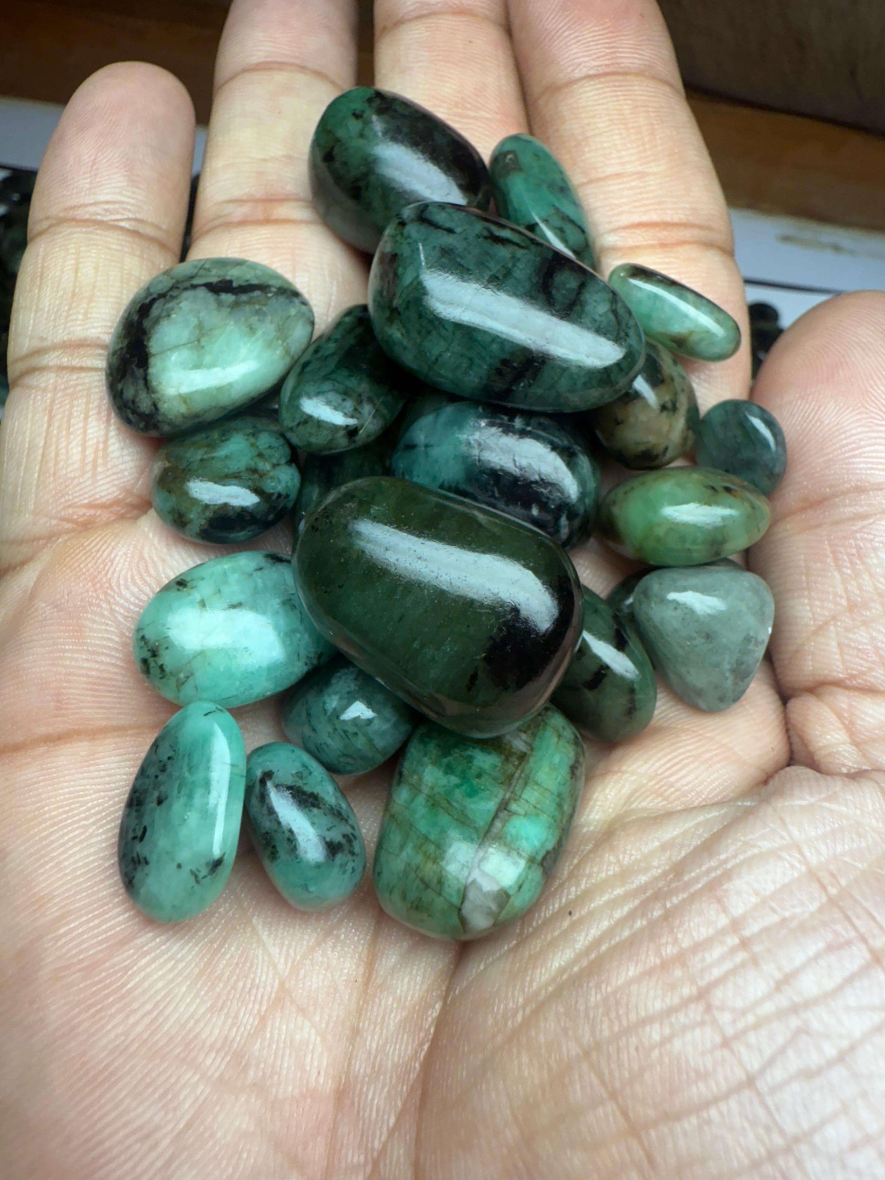 สีเขียว