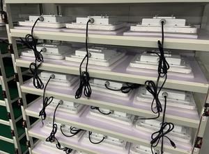 LED照明ブランドのクライアントが使用するUHF RFID駐車場アクセスリーダー