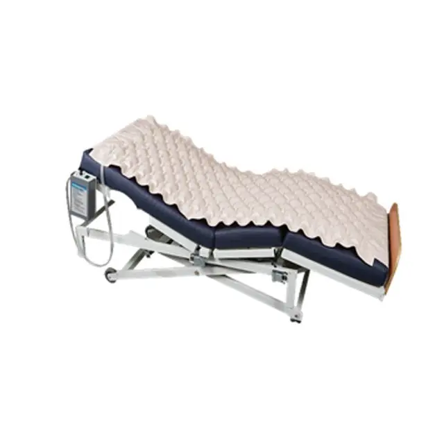 ヘルスケア設定中の寝たきり患者のための空気調整可能なポンプを備えた空気充填病院用ベッドマッサージマットレス