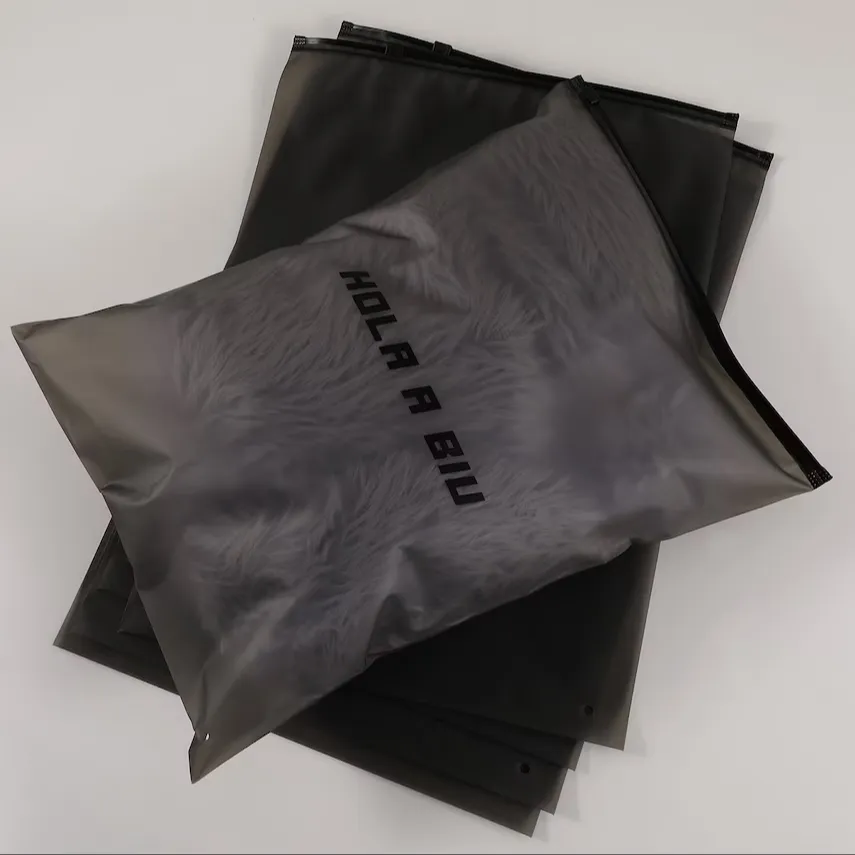 Bolsas con cremallera de embalaje de plástico biodegradable mate/esmerilado personalizado, bolsas de ropa con cierre de cremallera para camisetas y trajes de baño con logotipo