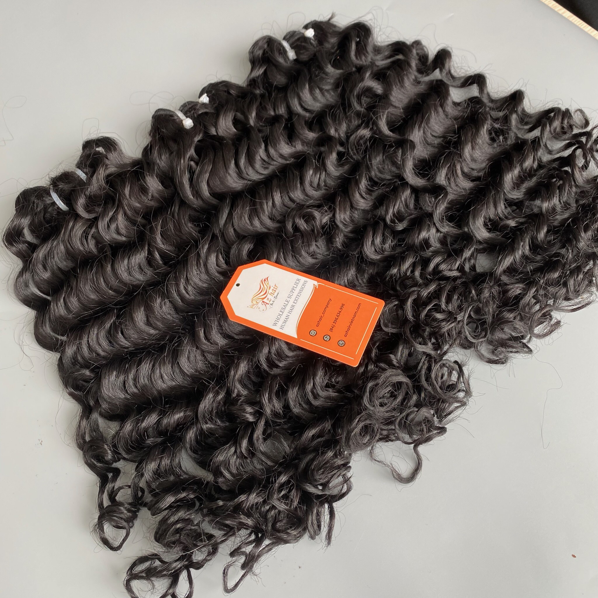 Curly Eau