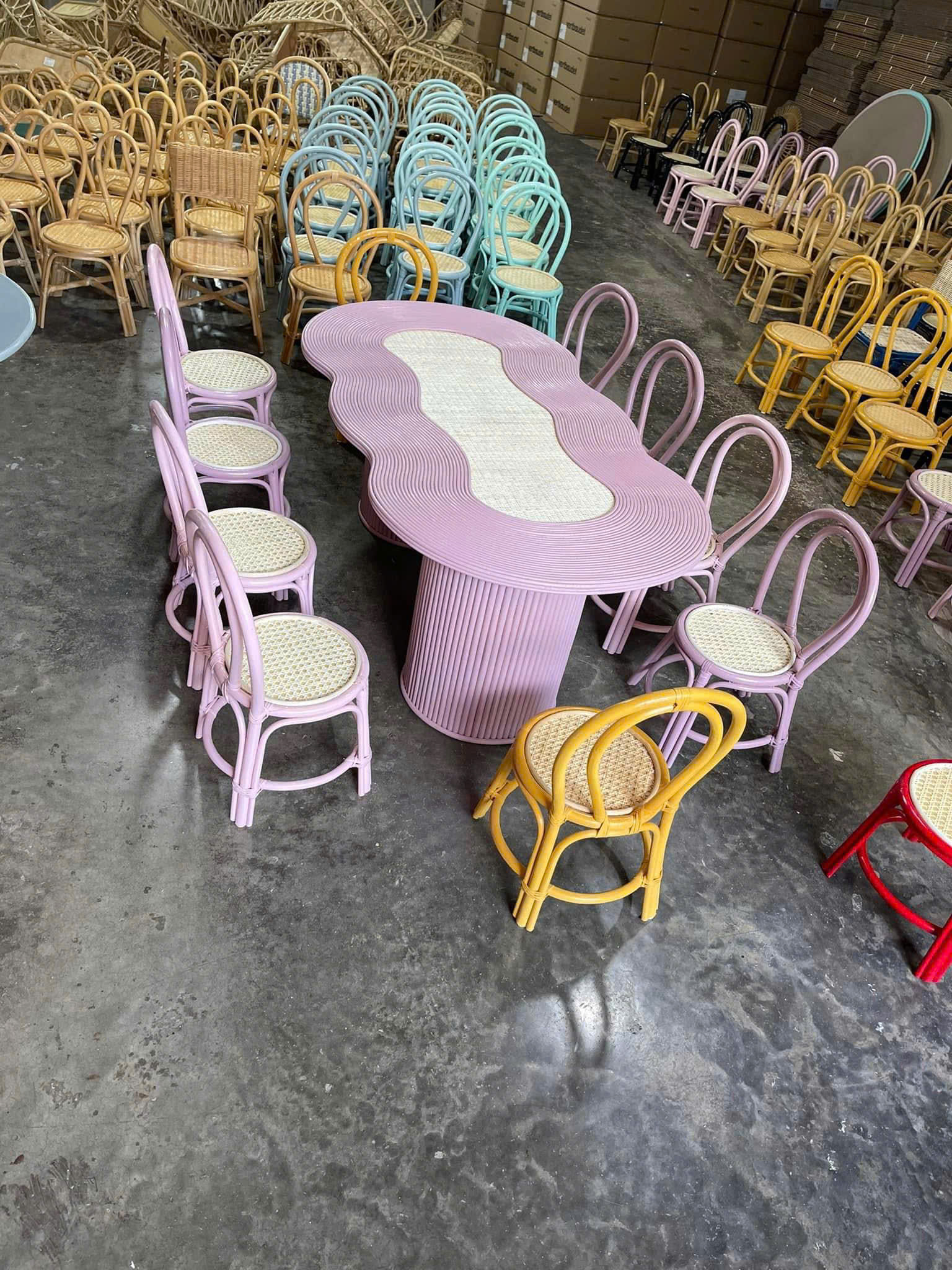 Wavy table