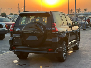 2023 oyuncak Ota PRA yapmak <span class=keywords><strong>VXR</strong></span> SUV beyaz otomatik şanzıman sol direksiyon Steering sürücü dizel yakıt yepyeni R20 lastik ücretsiz kargo