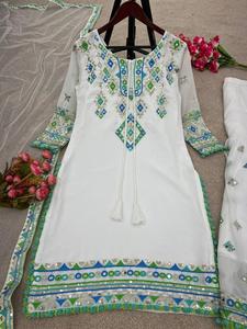 Ağır nakış dizisi ile ağır sahte Georgette çalışma gerçek ayna İşi ile pom pom az sınır tam kollu Latkan Dori