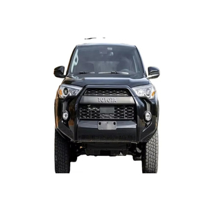 スーパーアメージングは2023年からYo Ta 4Ru-nner SR5 4x4で低マイレージを使用しました。