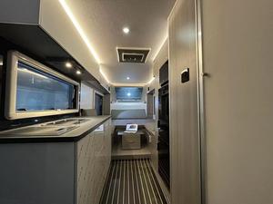 主な供給長安FengjingビューRV20242023長安トラックキャンピングカーRV車4x4キャンピングカー長安キャラバン