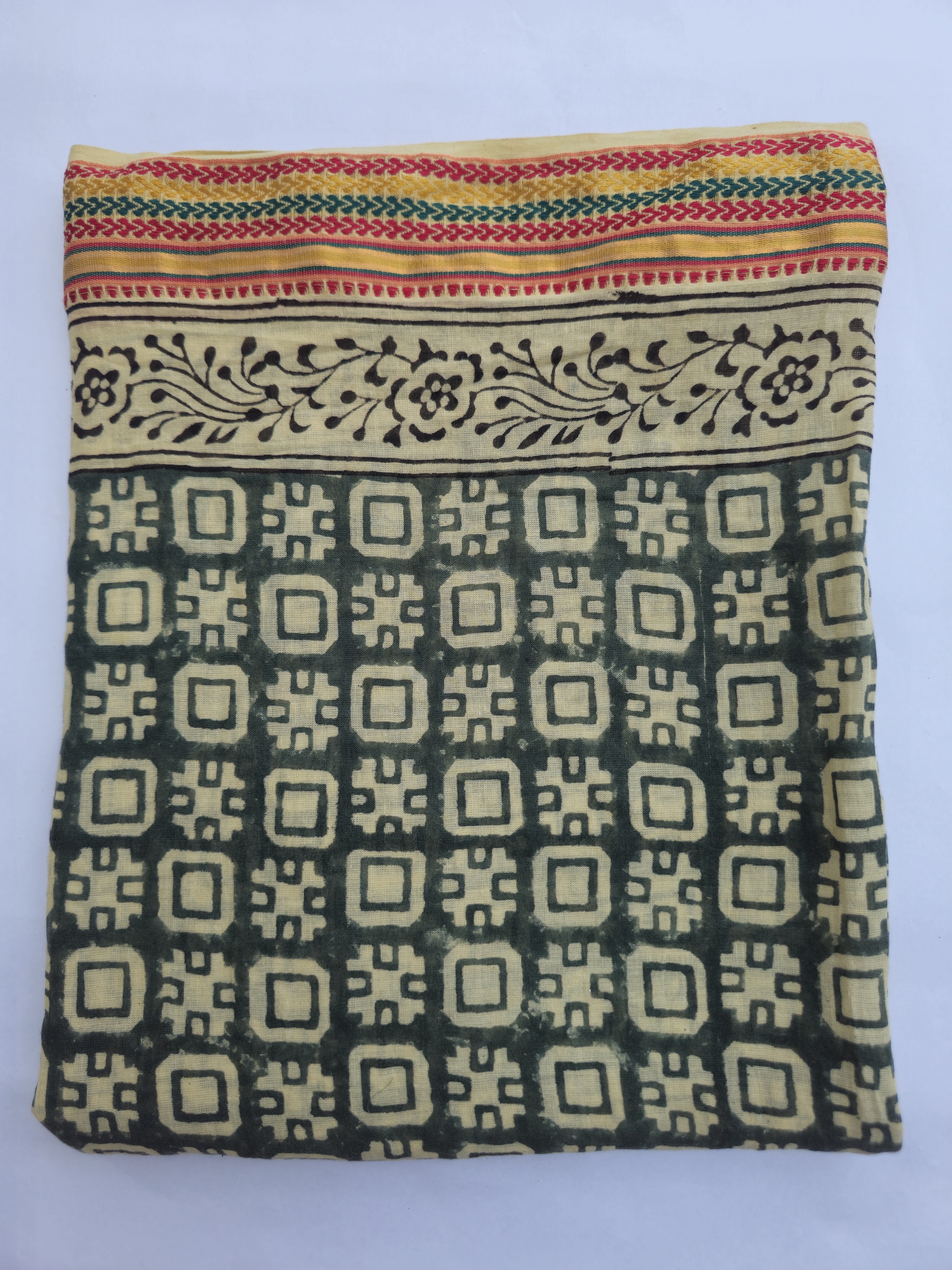 เช่นเดียวกับภาพ