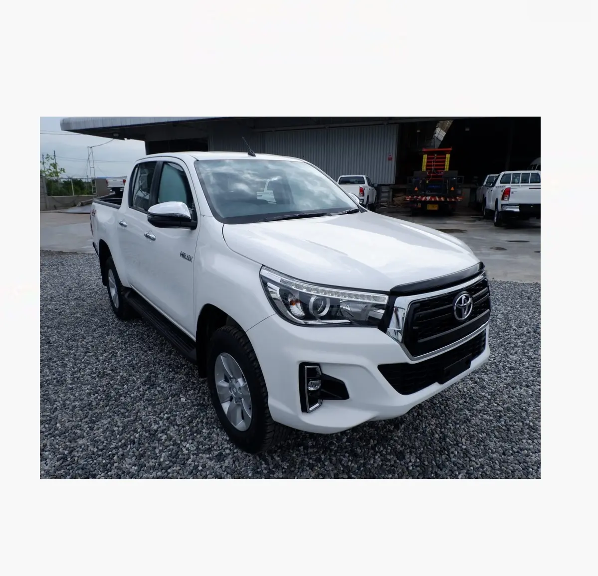 AUTHENTIQUE Pickup TOYOTA HILUX Double Cabin Van Pick up hilux diesel d'occasion conduite à gauche et conduite à droite disponibles