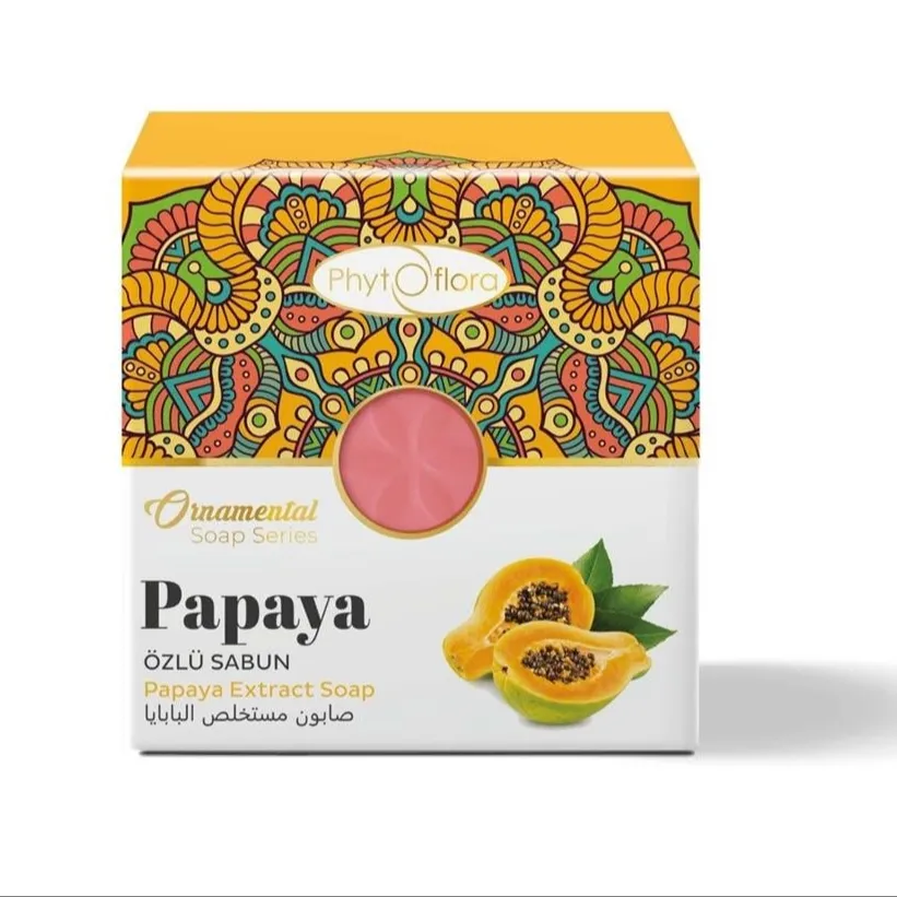 Papaya Extract Soap limpa a pele com extrato de mamão e fornece cuidados com o cabelo com uma aparência úmida.