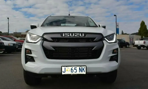 2023 IsuUzu D-Max LS-<strong>M</strong> Accident-Free Automatic AWD Drive Low Mileage Ready to Drive Leather Seats R18 Dark Pre-Owned Car
