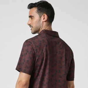 Trend moda örme erkek Polo gömlekler hızlı kuru üstün kumaş nefes kısa alınan özel Logo düz renk gömlek