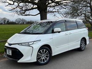 QUALITY USED ULEZ EXEMPT TOYOTA <strong>ESTIMA</strong> 2.4L Petrol AUTOMATIC. LEFT AND RIGHT HAND DRIVE - Product Image 4
