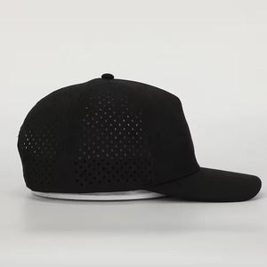 定制标志6面板可调棒球帽橡胶贴片黑色棉穿孔激光切割孔刺绣图案贴合帽