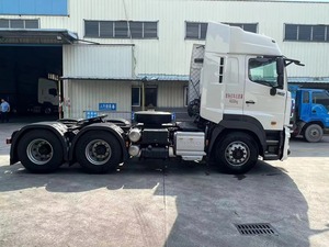 原装450hp 6X4 10轮Hino 700牵引车头卡车