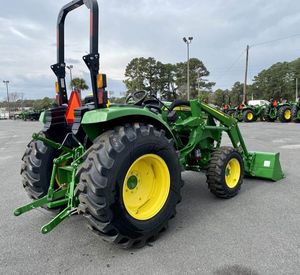 新しいjohn deerトラクターjohnn deere 3038Eコンパクトユーティリティトラクター4WD E-ハイドロトラクターローダーとグラプルが発売中