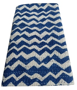 Kraliçe yüksek kaliteli pamuk el bloğu Zig <span class=keywords><strong>Zag</strong></span> baskılı Kantha Bedcover özelleştirilebilir el yapımı hint nevresim takımı ev yatak örtüsü