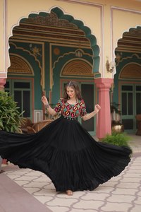 NAVRATRI koleksiyonları-Kutchi Gamthi Kodi ile 2025 kumaş, gösterildiği gibi fantezi sırtlı dikiş yuvarlak boyun toplama 3 kat çalışır - Product Image 4