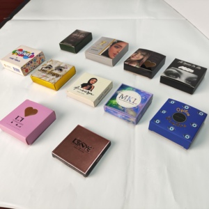 Lenti a contatto colorate annuali di colore coreano di migliore qualità con imballaggi in carta patinata per uso cosmetico o regali - Product Image 1