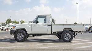 LHD Toyota l-a-n-d c-r-u-i-s-e-r 79 - Product Image 6