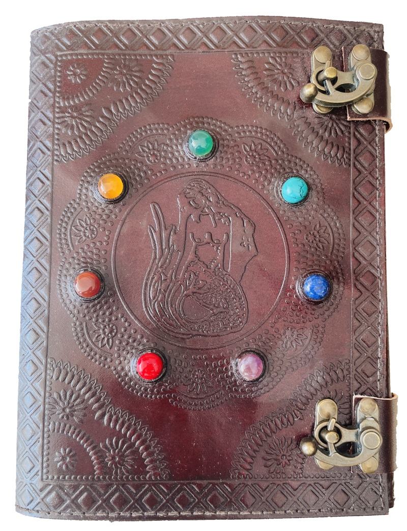 สีน้ำตาล