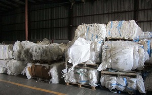 ホワイト<span class=keywords><strong>PP</strong></span>プラスチックジャンボビッグバッグスクラップ