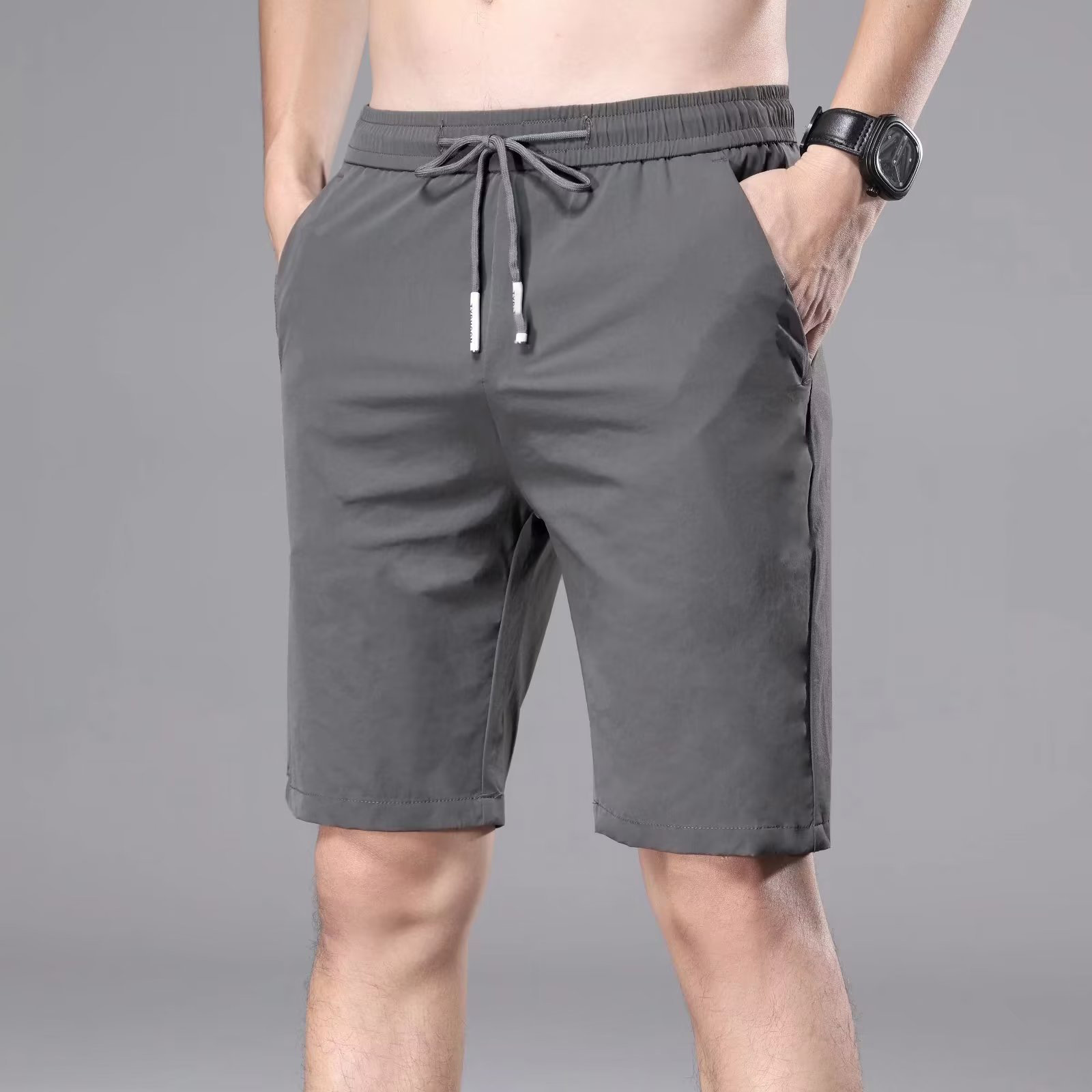 สีเทาเข้ม