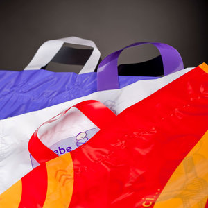 Vietnam Manufacturer's Soft Loop <strong>Handle</strong> Plastic Bags LDPE HDPE Flexi Loop Rigid Valve Seal Rigid <strong>Handle</strong> Packaging From Factory - Product Image 5