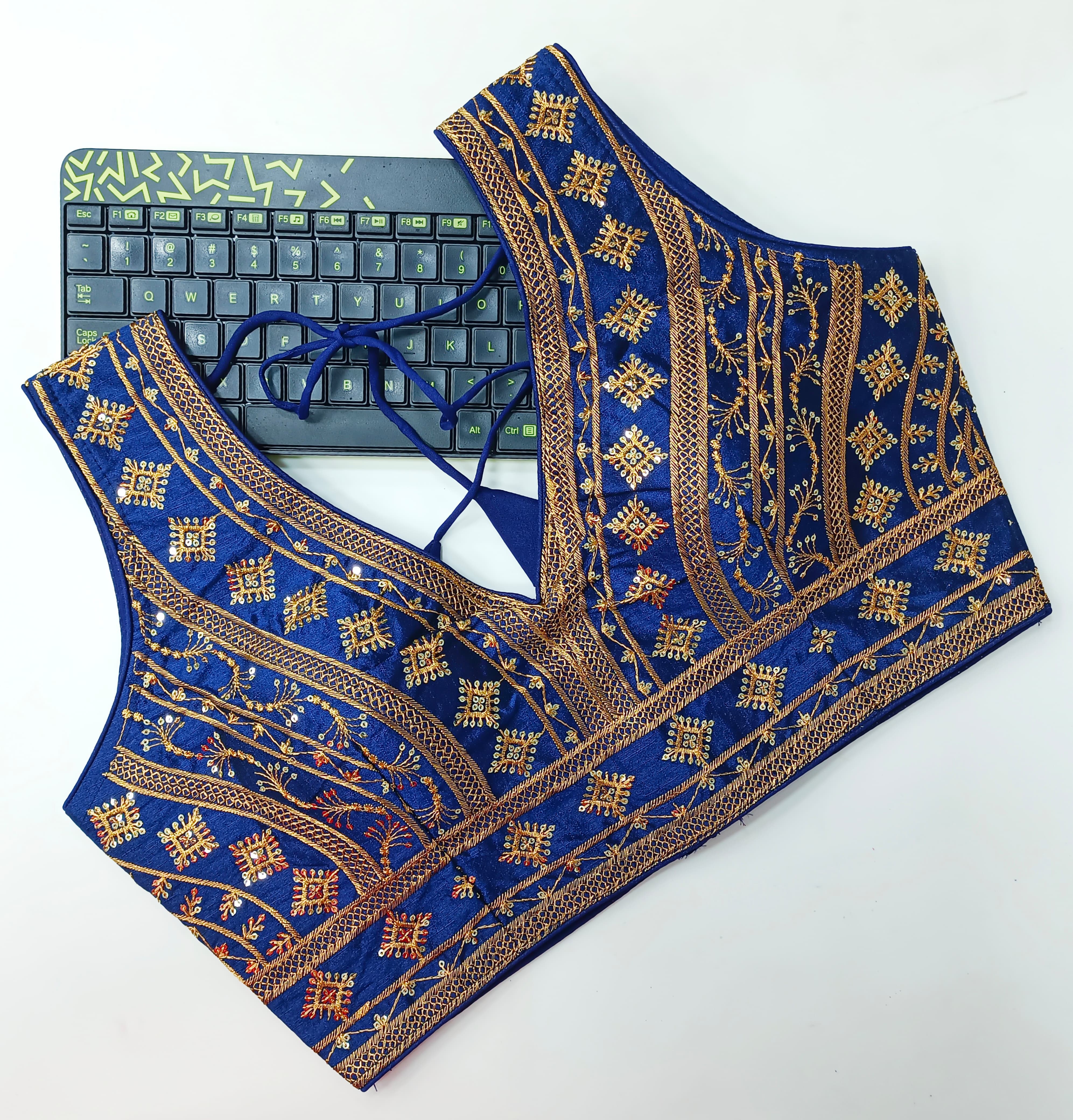 Bleu foncé